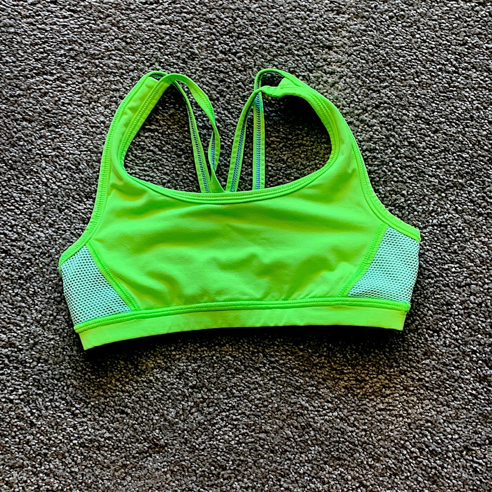 Ivivva by lululemon sports bra